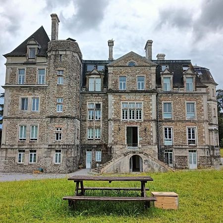 Chatescos - Estudio En Chateau 外观 照片