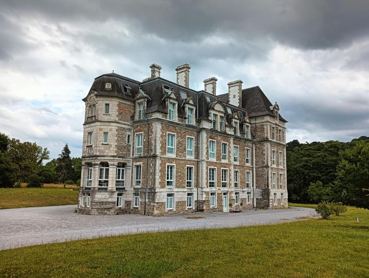 Chatescos - Estudio En Chateau 外观 照片