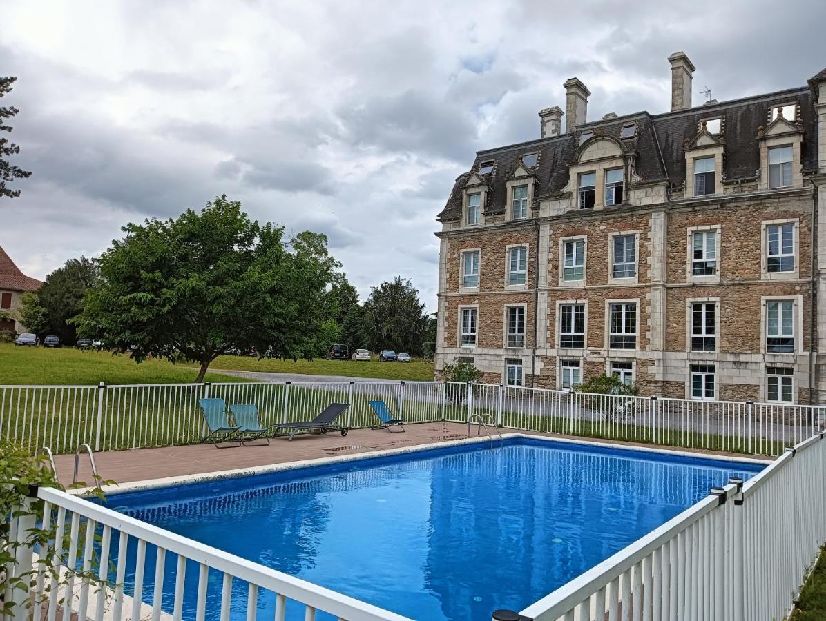 Chatescos - Estudio En Chateau 外观 照片