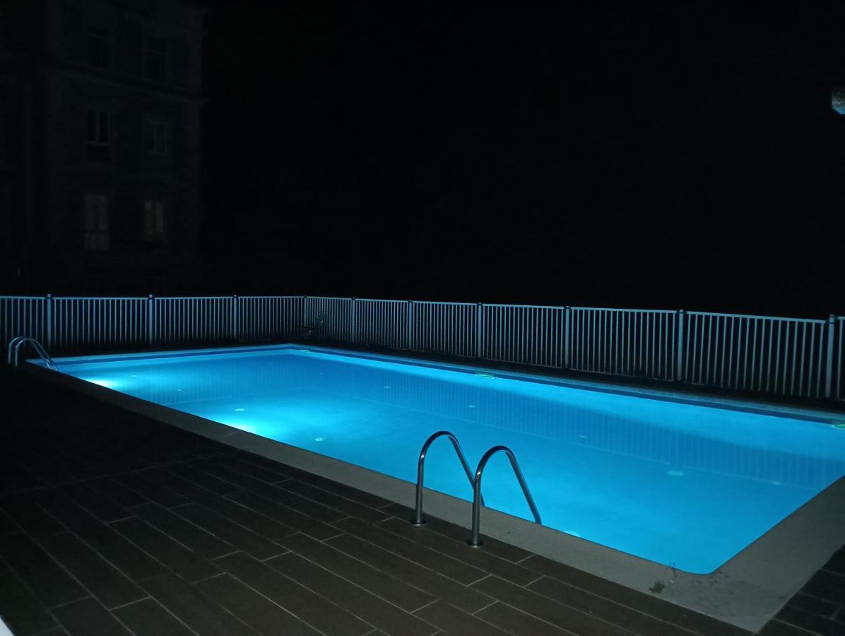 Chatescos - Estudio En Chateau 外观 照片