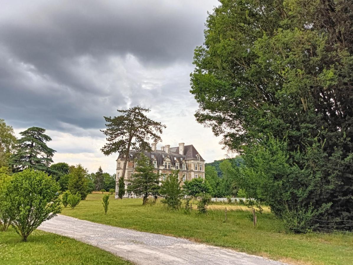 Chatescos - Estudio En Chateau 外观 照片