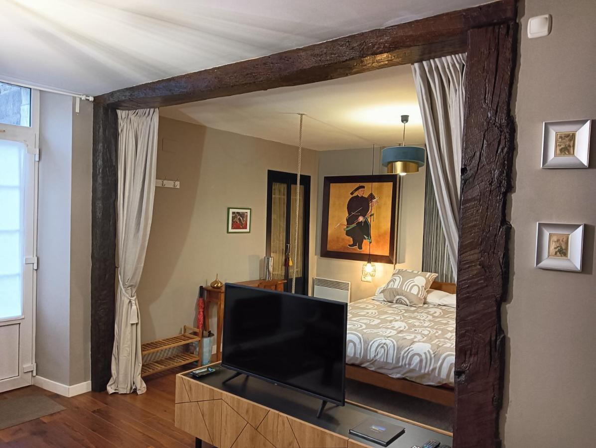 Chatescos - Estudio En Chateau 外观 照片